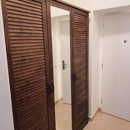 Apartment Debarkas